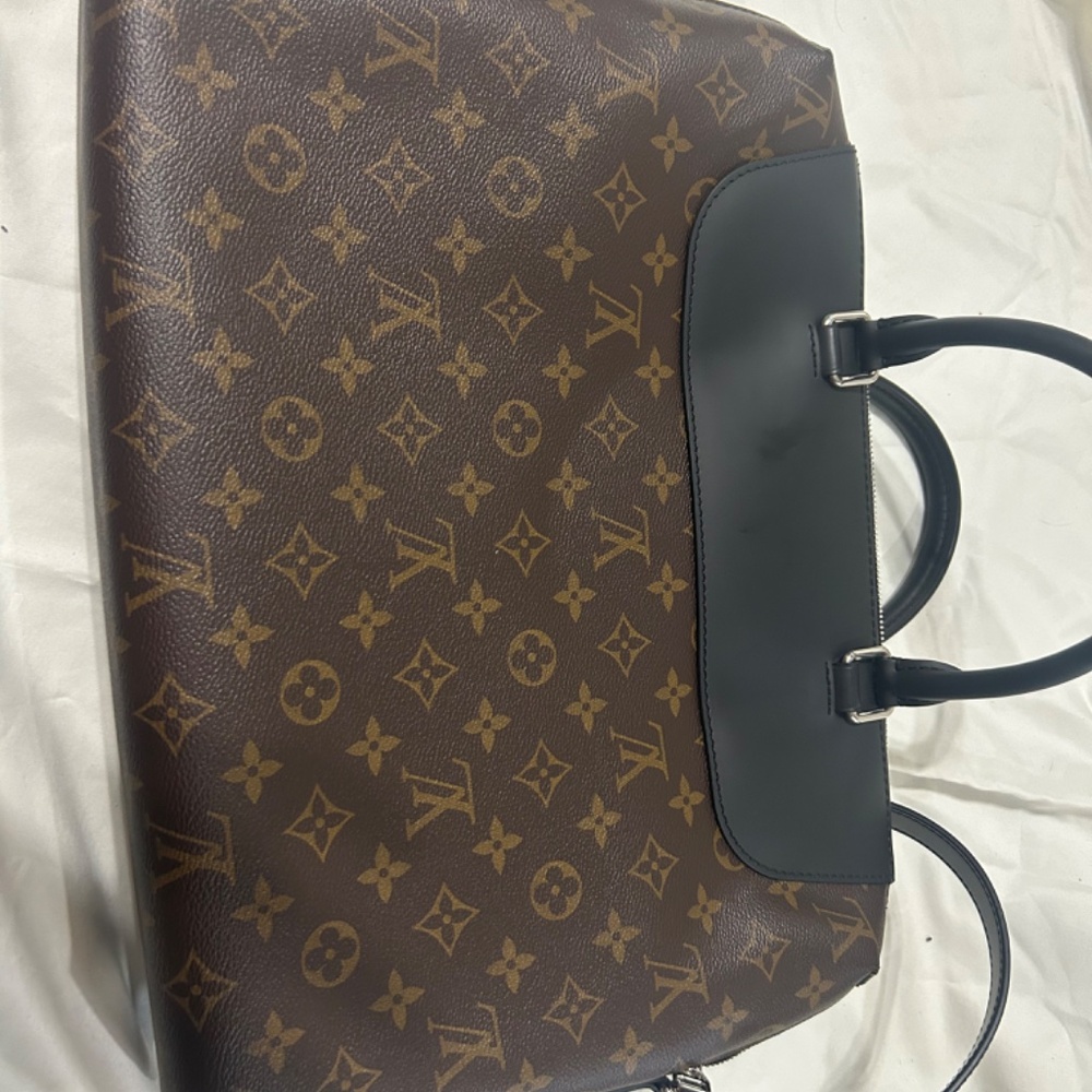Louis Vuitton Brown Monogram Canvas and Black Leather Crossbody Bag - Picture 10 of 10